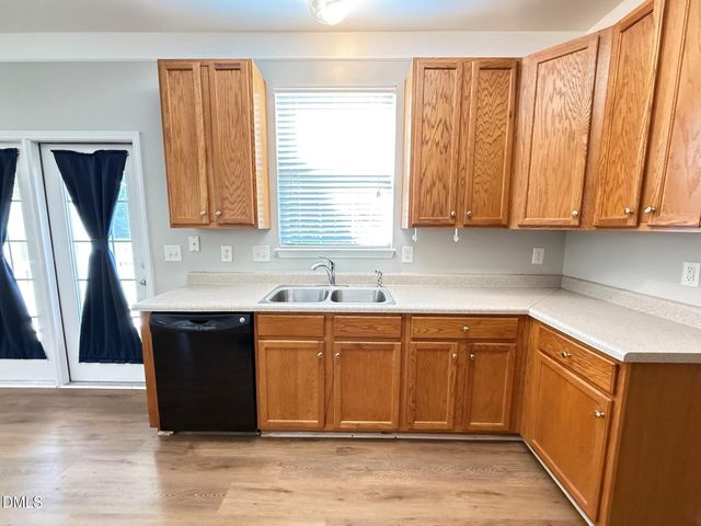 420 Cline Falls Drive, Holly Springs, NC 27540