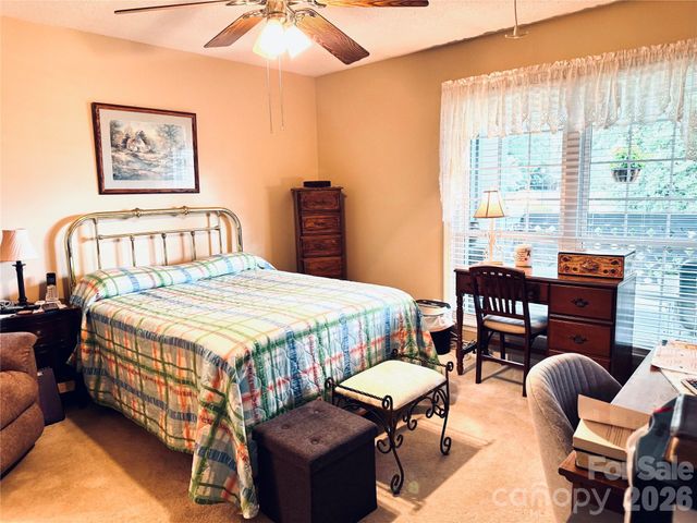 4613 Hamory Drive, Charlotte, NC 28212