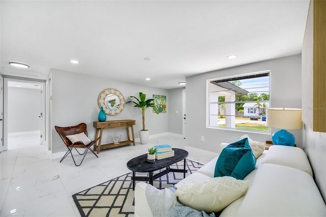 208 PALMETTO ROAD W, Nokomis, FL 34275