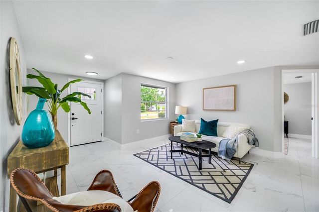 208 PALMETTO ROAD W, Nokomis, FL 34275