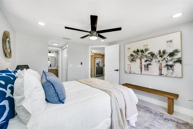 208 PALMETTO ROAD W, Nokomis, FL 34275