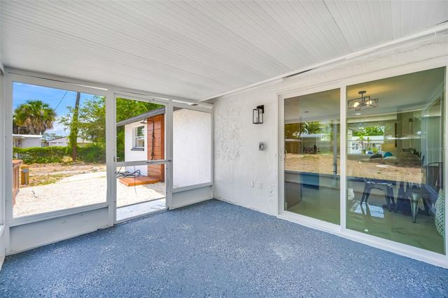 208 PALMETTO ROAD W, Nokomis, FL 34275