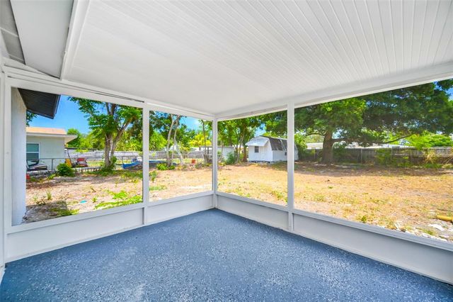 208 PALMETTO ROAD W, Nokomis, FL 34275