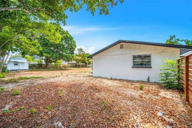 208 PALMETTO ROAD W, Nokomis, FL 34275