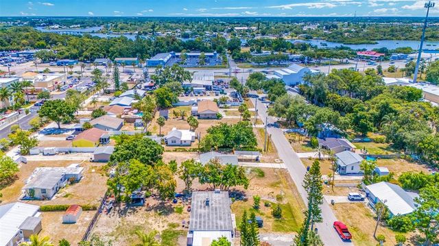 208 PALMETTO ROAD W, Nokomis, FL 34275