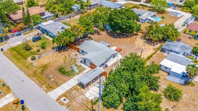 208 PALMETTO ROAD W, Nokomis, FL 34275