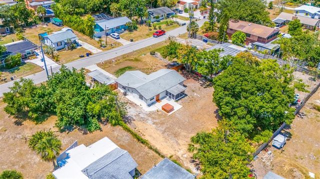 208 PALMETTO ROAD W, Nokomis, FL 34275