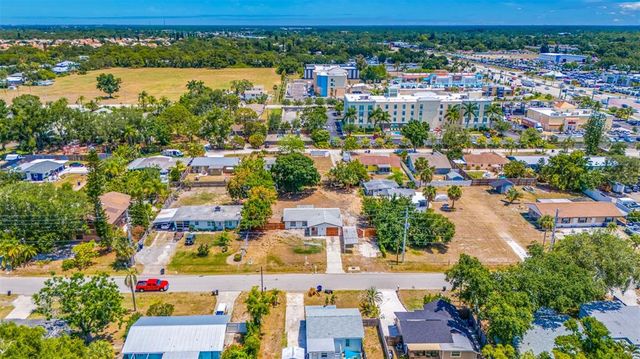208 PALMETTO ROAD W, Nokomis, FL 34275