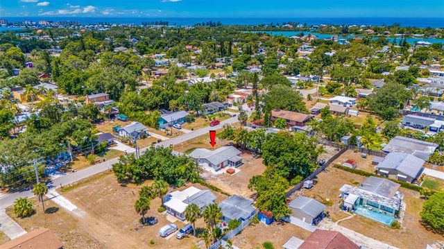 208 PALMETTO ROAD W, Nokomis, FL 34275