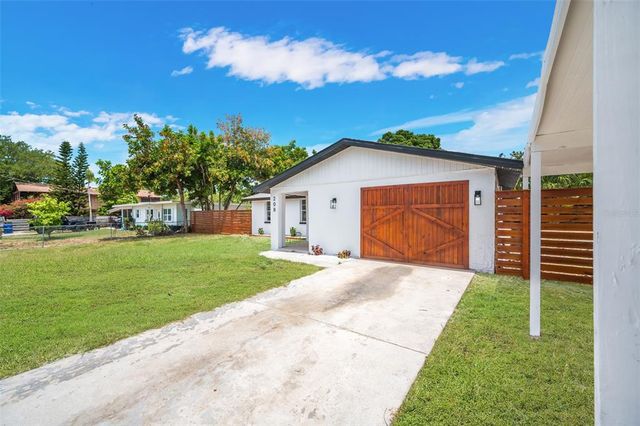 208 PALMETTO ROAD W, Nokomis, FL 34275