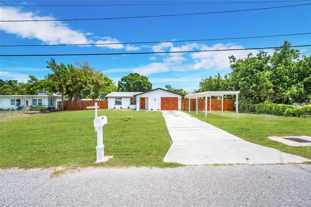 208 PALMETTO ROAD W, Nokomis, FL 34275