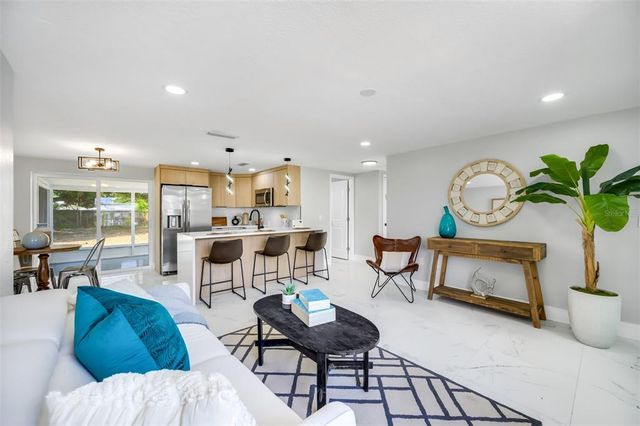 208 PALMETTO ROAD W, Nokomis, FL 34275