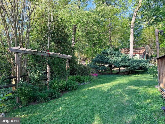 12913 TWO FARM DR, Silver Spring, MD 20904