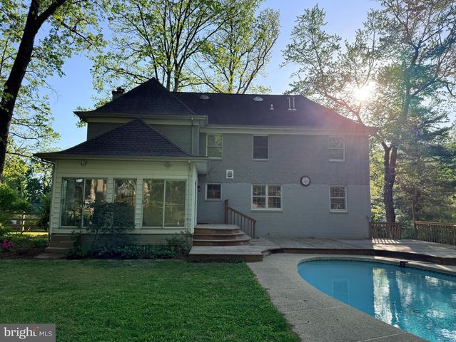 12913 TWO FARM DR, Silver Spring, MD 20904