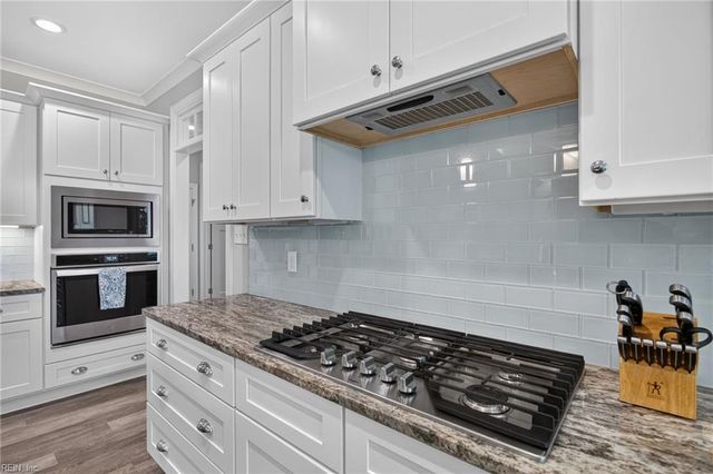 92 Richmond WAY, Carrollton, VA 23314