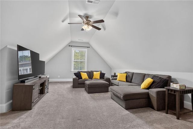 92 Richmond WAY, Carrollton, VA 23314