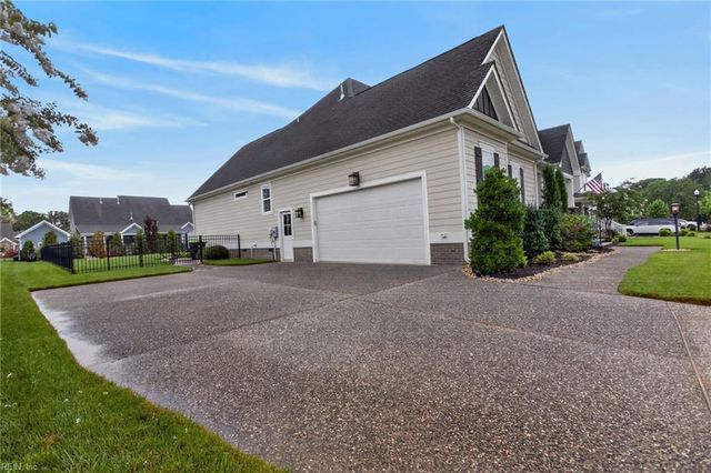 92 Richmond WAY, Carrollton, VA 23314