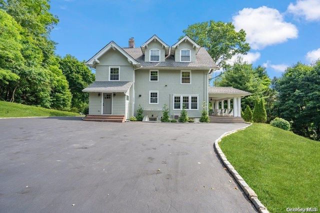 9 The Intervale, Roslyn, NY 11576