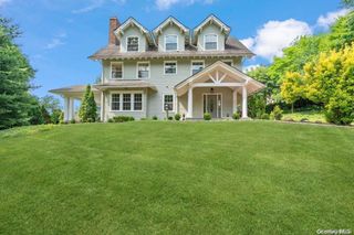 9 The Intervale, Roslyn, NY 11576