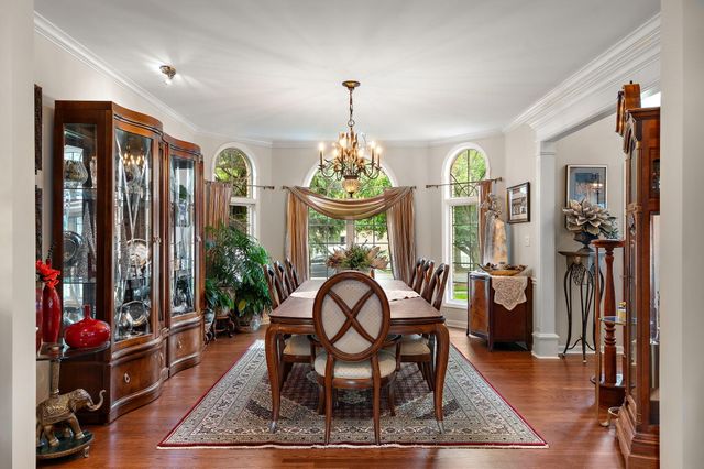 1929 Redwood Lane, Munster, IN 46321