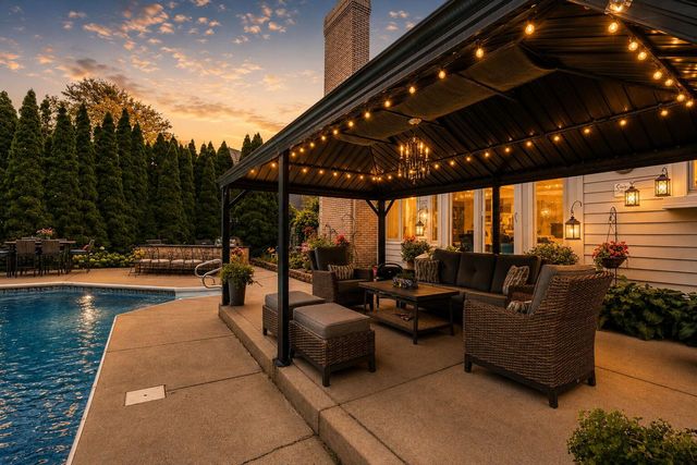 1929 Redwood Lane, Munster, IN 46321