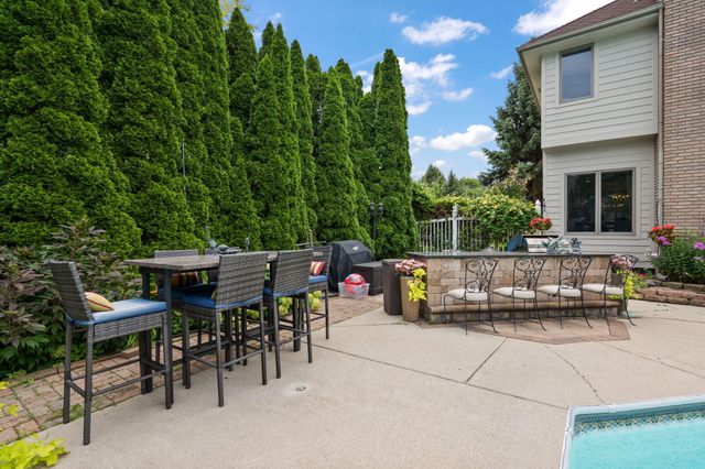 1929 Redwood Lane, Munster, IN 46321