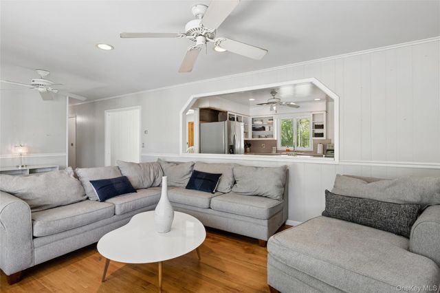 11 Columbia Street, Sag Harbor, NY 11963