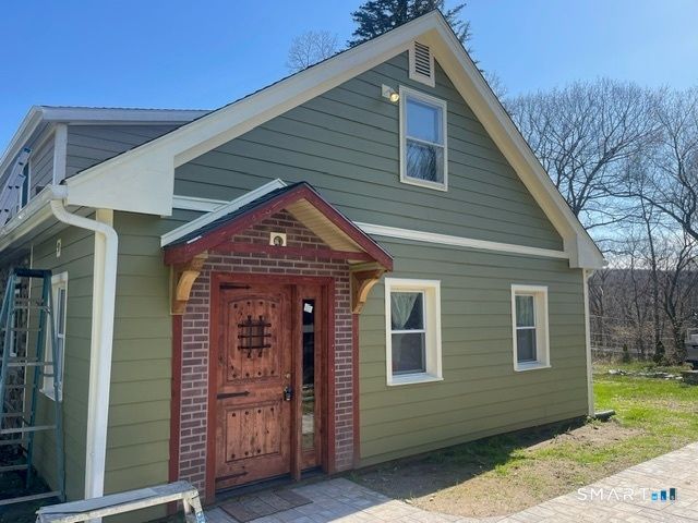 446 Fall Mountain Road, Bristol, CT 06010