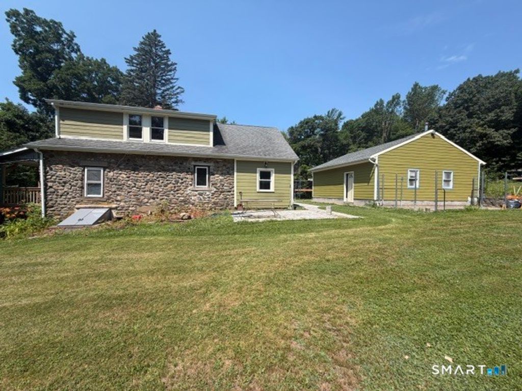 446 Fall Mountain Road, Bristol, CT 06010