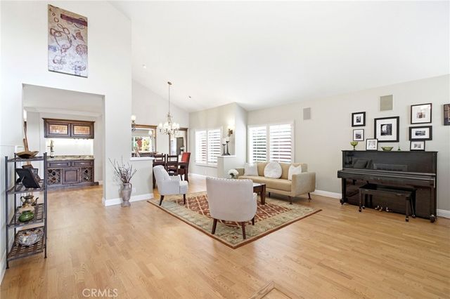 24001 Lindley, Mission Viejo, CA 92691