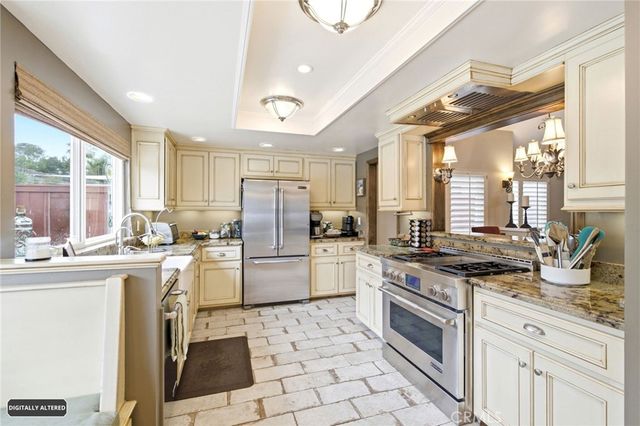 24001 Lindley, Mission Viejo, CA 92691