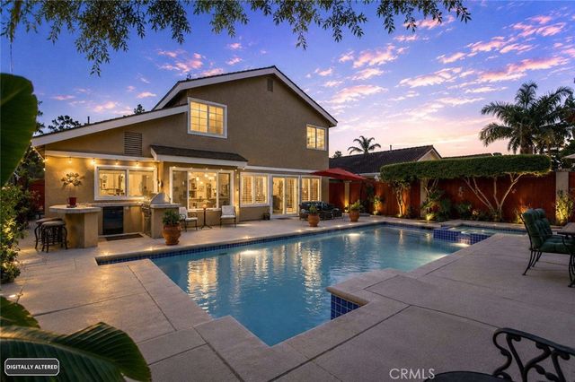 24001 Lindley, Mission Viejo, CA 92691