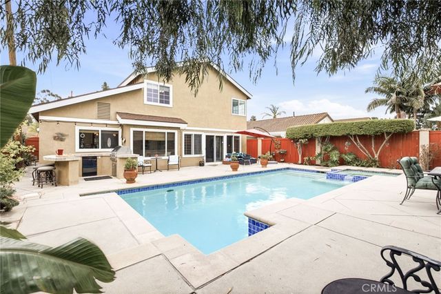 24001 Lindley, Mission Viejo, CA 92691