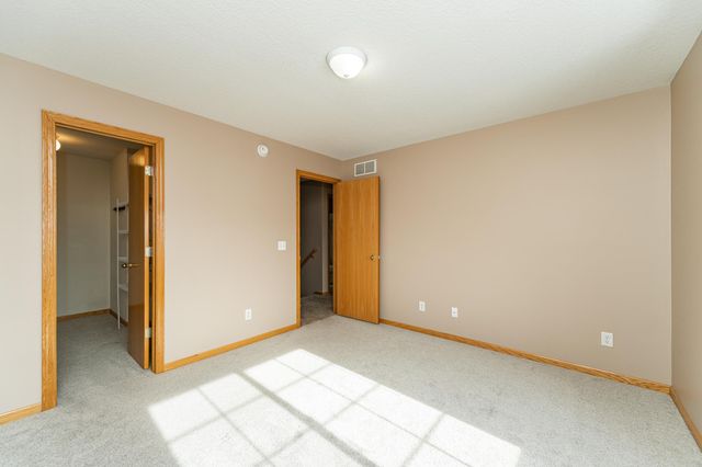 667 Shardlow Place NE, Byron, MN 55920