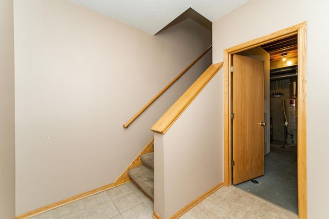 667 Shardlow Place NE, Byron, MN 55920