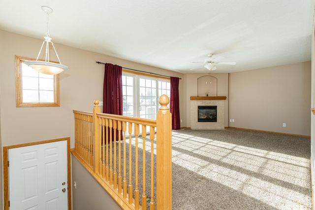 667 Shardlow Place NE, Byron, MN 55920