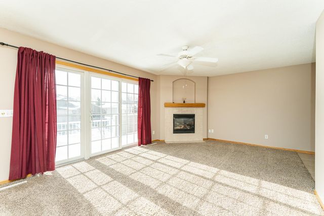 667 Shardlow Place NE, Byron, MN 55920