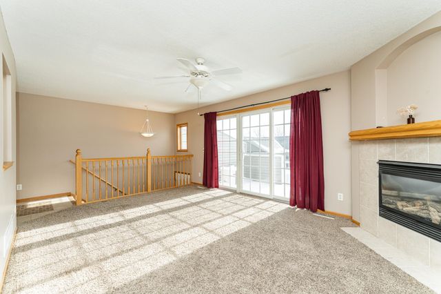 667 Shardlow Place NE, Byron, MN 55920