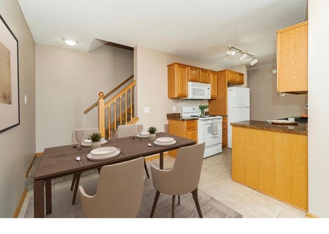 667 Shardlow Place NE, Byron, MN 55920