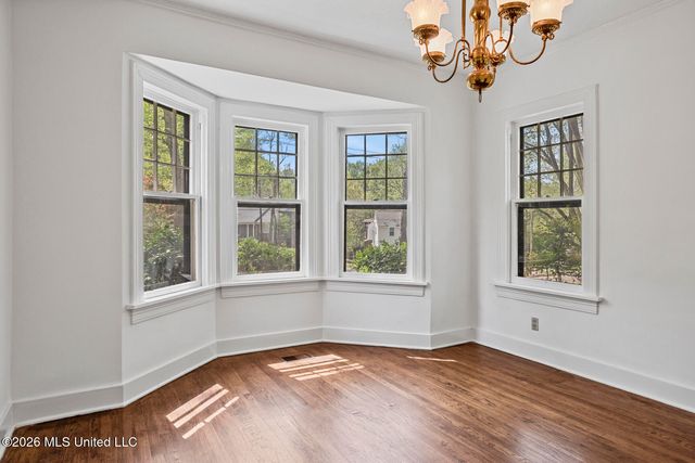 2010 Laurel Street, Jackson, MS 39202