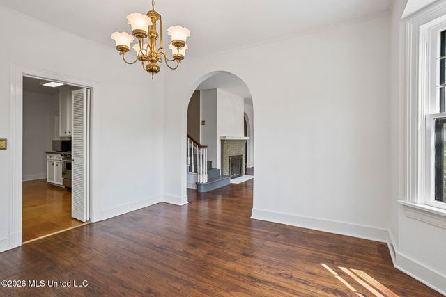 2010 Laurel Street, Jackson, MS 39202