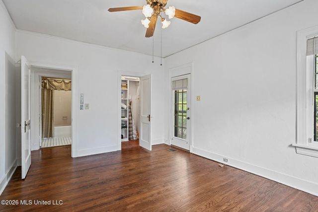 2010 Laurel Street, Jackson, MS 39202