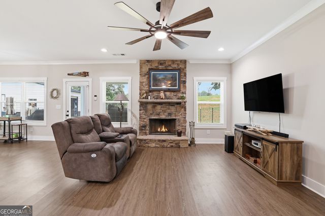 176 Heartland Meadows Drive, Mount Airy, GA 30563