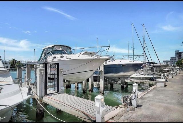 5401 Collins Ave 411, Miami Beach, FL 33140