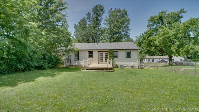 735 N Oswego Avenue, Tulsa, OK 74115