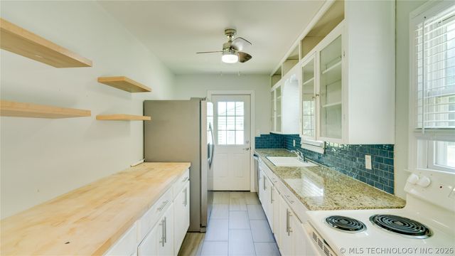 735 N Oswego Avenue, Tulsa, OK 74115