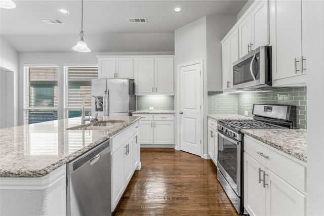 5608 Grove Cove Drive, Mckinney, TX 75071