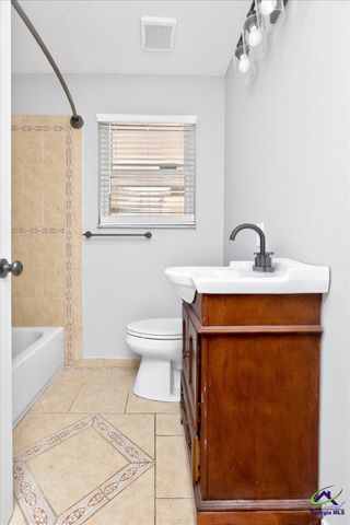 103 Draper Street, Warner Robins, GA 31088