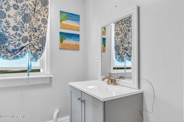806 Trenton Avenue, Point Pleasant Beach, NJ 08742