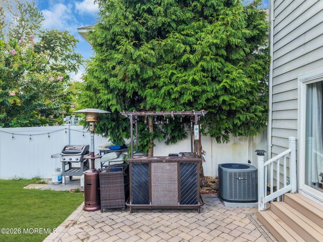 806 Trenton Avenue, Point Pleasant Beach, NJ 08742